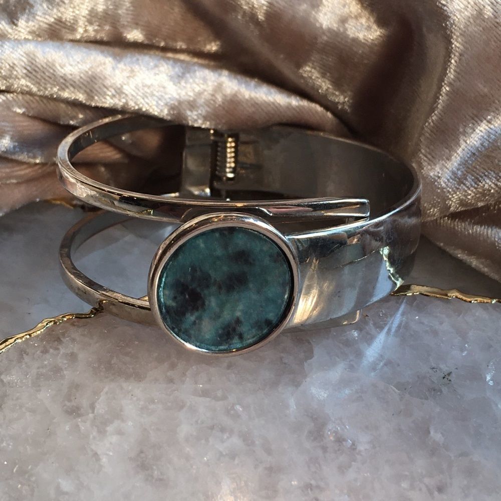 KENNETH COLE Silver & Blue Bracelet! - Picture 8 of 16